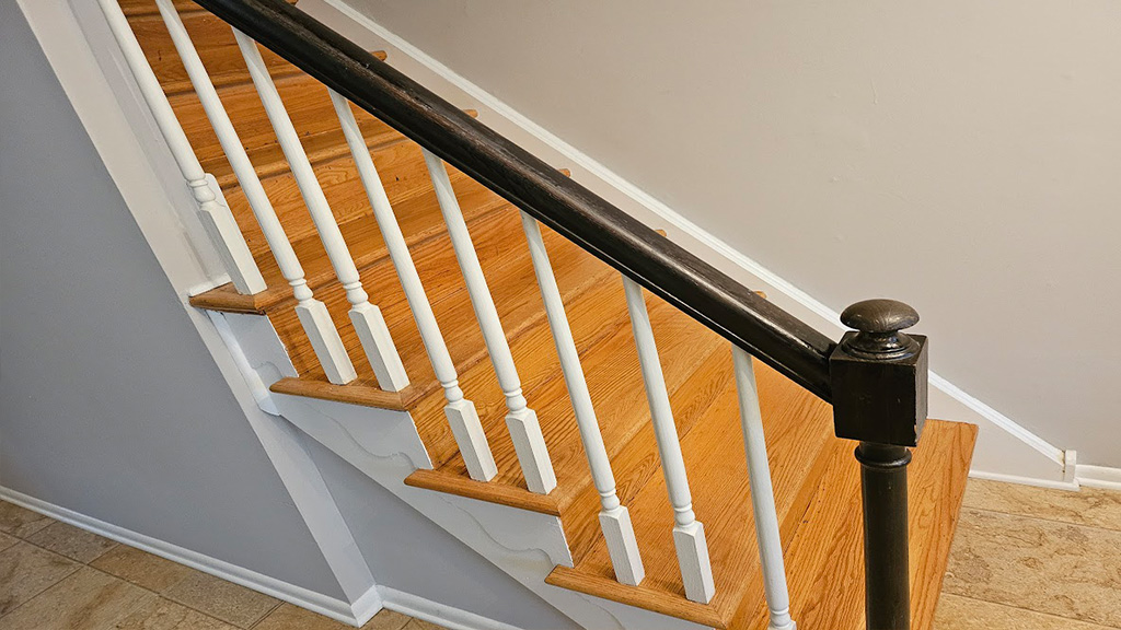 cherry hill red oak stairs before refinishing