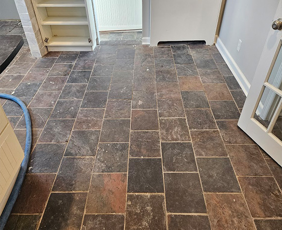 Cherry hill pantry opposite view.2before 570 x465